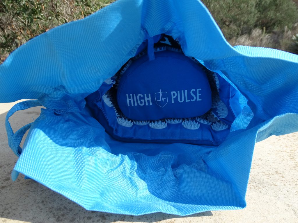 High Pulse Akupressurmatte Tasche geöffnet