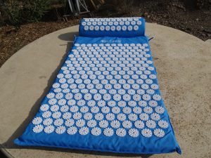 High Pulse Akupressurmatte mit Kissen