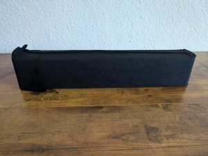 Hülle der Razer Leviathan V2 X PC-Lautsprecher von vorne