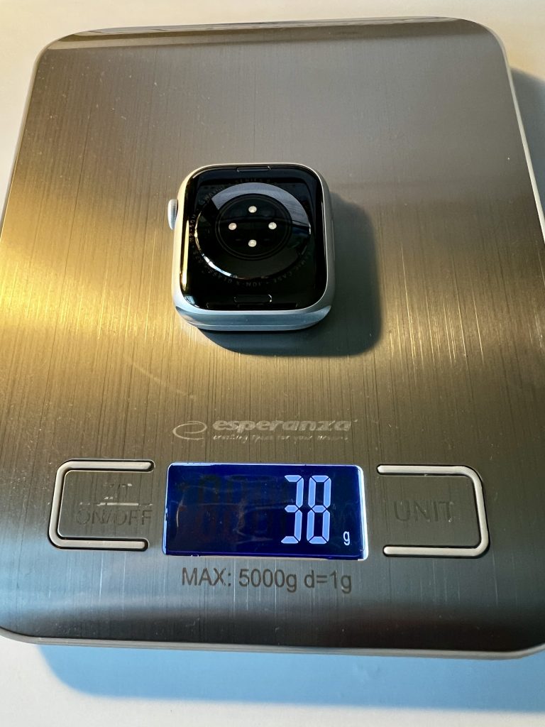 Apple Watch Series 9 Smartwatch auf der Waage