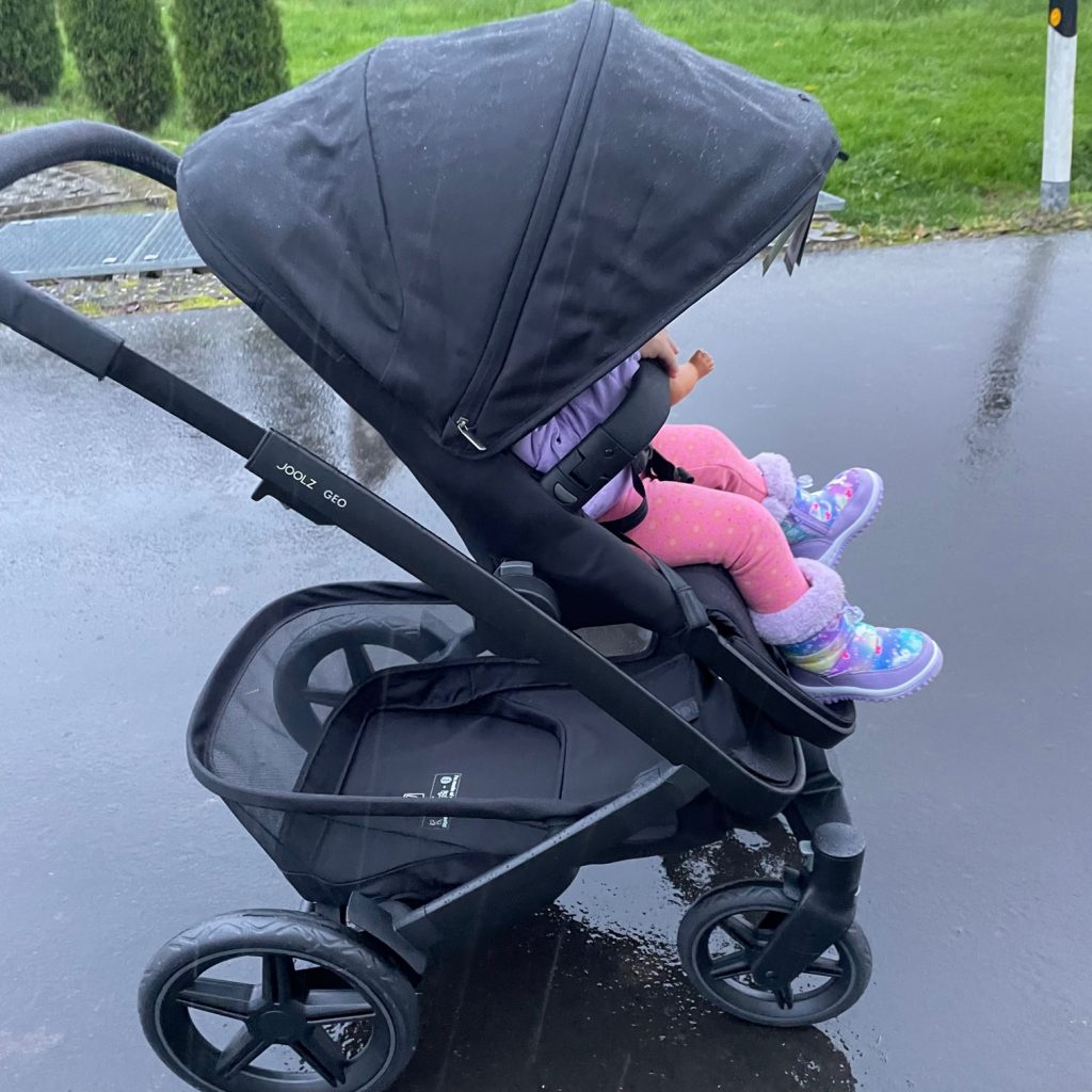 Joolz Geo 3 Buggy mit Kind