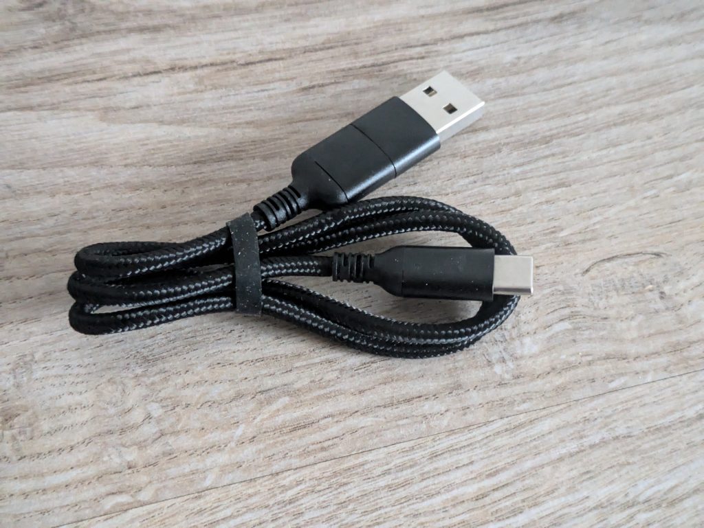 Ladekabel des LiTHELi U20DD00-0U120 Akku-Bohrschraubers