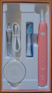 Oral-B Pulsonic Slim Clean 2000 Schallzahnbürste in geöffneter Verpackung