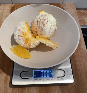 PHILIPS Domestic Appliances HR1889:70 Slow-Juicer gewicht Orangen für Test