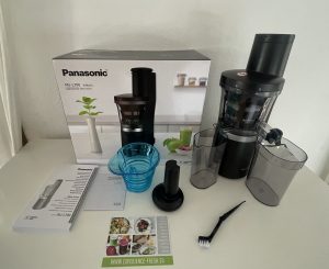 Panasonic MJ-L700KXE Slow-Juicer ausgepackt mit Zubehör