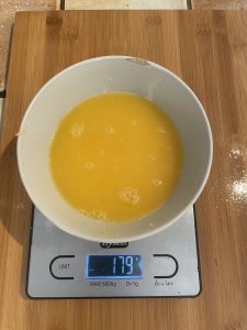 Panasonic MJ-L700KXE Slow-Juicer Saftausbeute von 300 Gramm Orangen