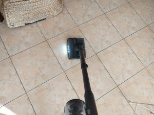 Proscenic-P11-Saugwischer-im-Einsatz-6