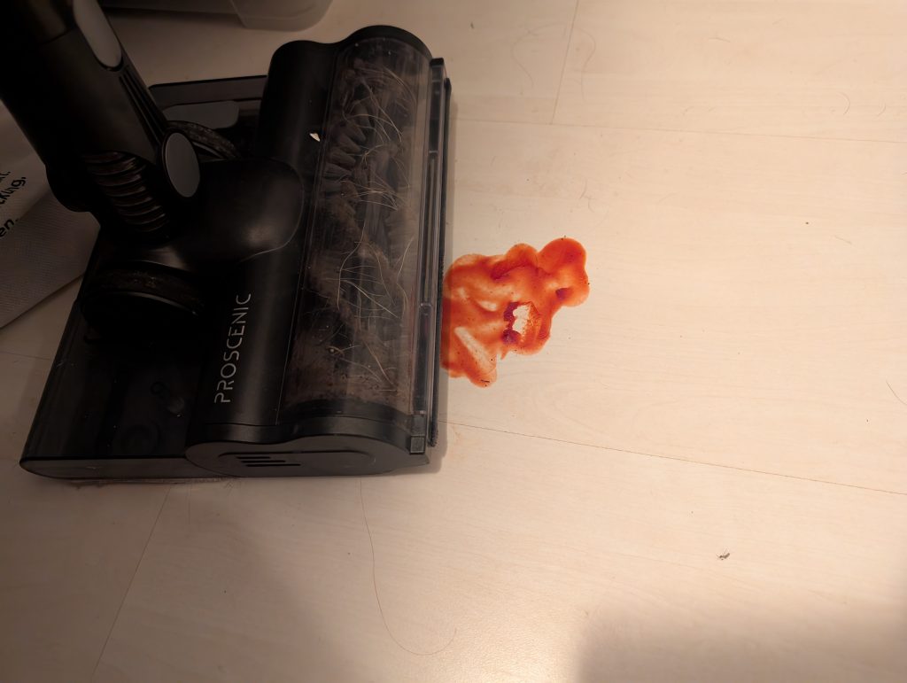 Rowenta X-Force Flex 14.60 Aqua Saugwischer mit Ketchup (2)