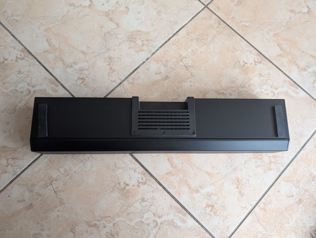 SHARP HT SB700 Soundbar von unten