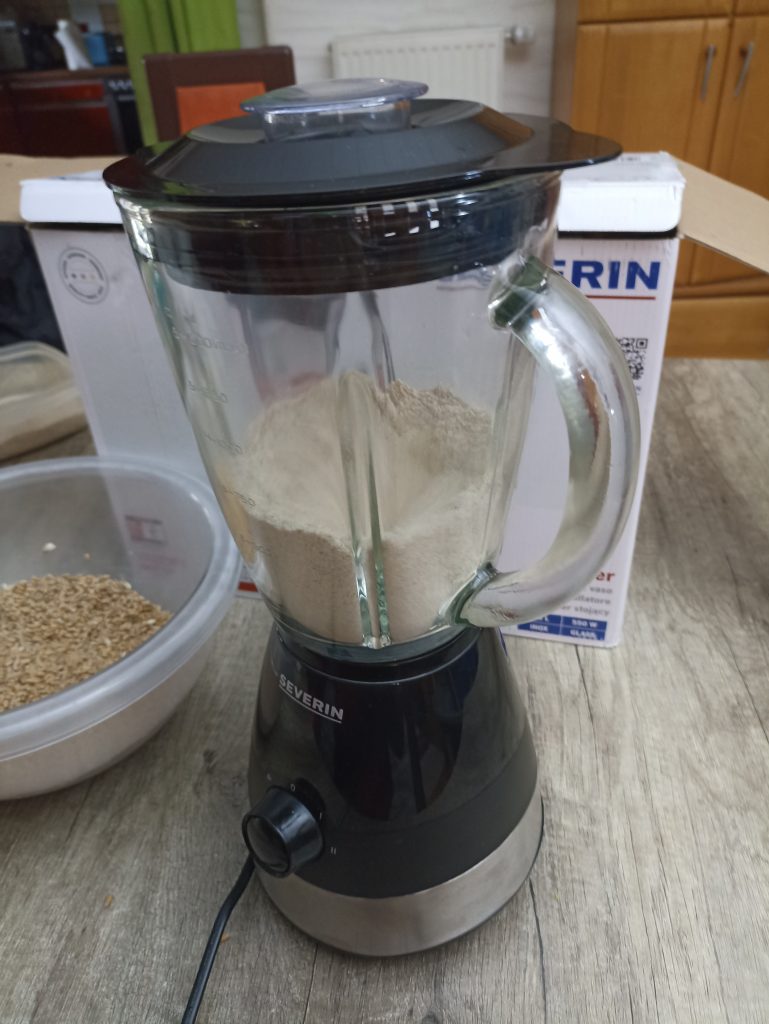 Severin SM 3718 Standmixer, Getreide zerkleinern