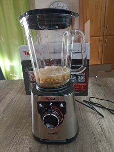 Tefal PerfectMix+ BL82AD Standmixer, eingeweichte Kichererbsen für der Zubereitung von Hummus