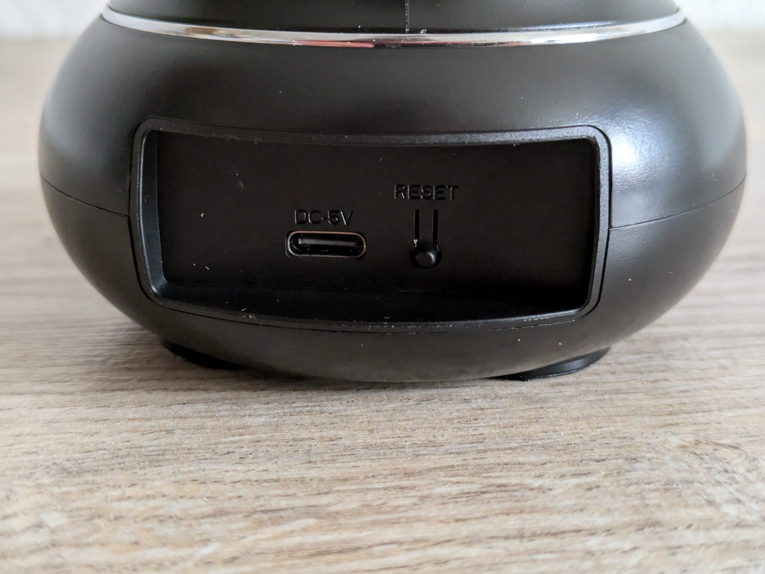 USB-C-Anschluss der Litokam LF P1t Überwachungskamera