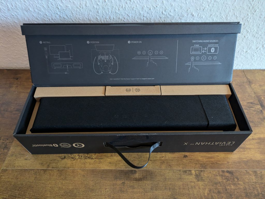 Verpackung der Razer Leviathan V2 X PC-Lautsprecher