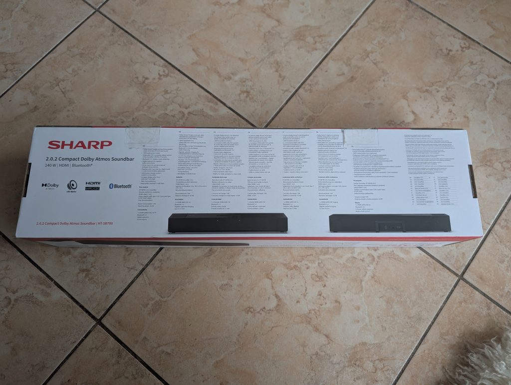 Verpackung der SHARP HT SB700 Soundbar von hinten
