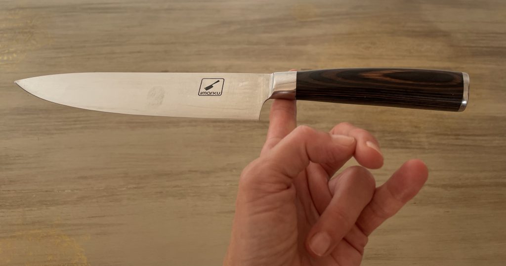 imarku-Küchenmesser Balancetest