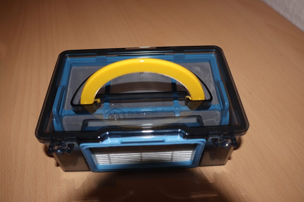 Zaco V5x Staubsauger-Roboter Schmutzbehälter ausgebaut