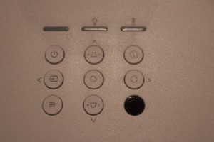 Optoma UHZ66 Beamer Knöpfe