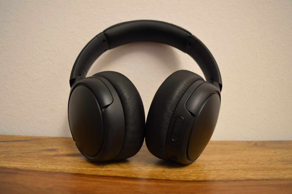 Panasonic RB-M600BE-K Over-Ear-Kopfhörer Ansicht von Unten