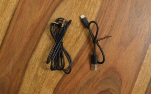 Panasonic RB-M600BE-K Over-Ear-Kopfhörer USB-Kabel Klinkenkabel Verpackungsinhalt