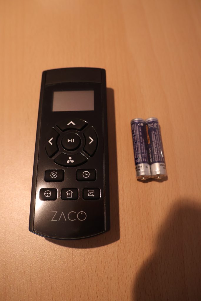 Zaco V5x Staubsauger-Roboter Fernbedienung und Batterien