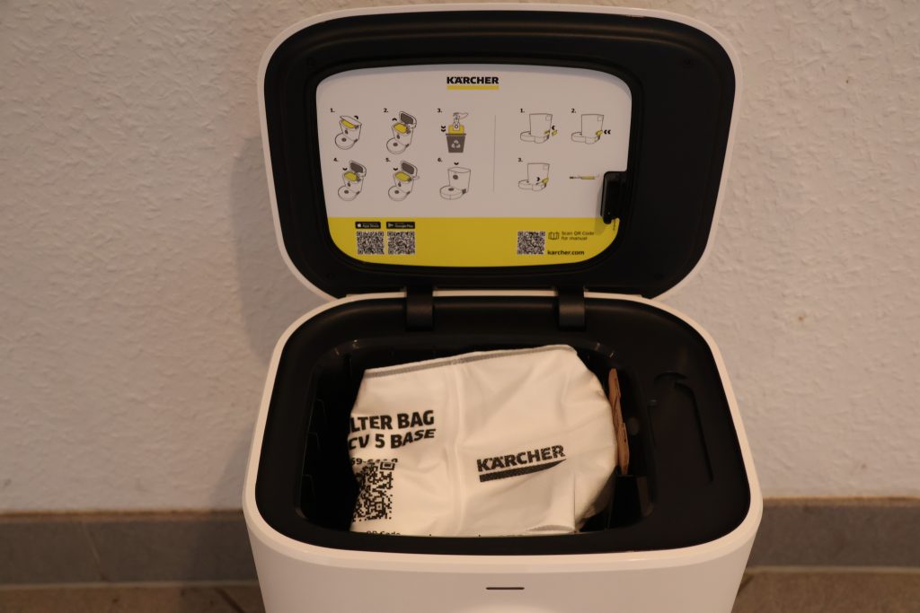 Kärcher RCV 5 Staubsauger-Roboter Absaugstation offen