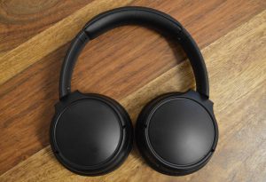 Panasonic RB-M600BE-K Over-Ear-Kopfhörer Ansicht Hörmuscheln Außen