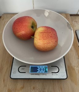 AOBOSI SJ-022 Slow-Juicer 300 Gramm Äpfel für Apfeltest
