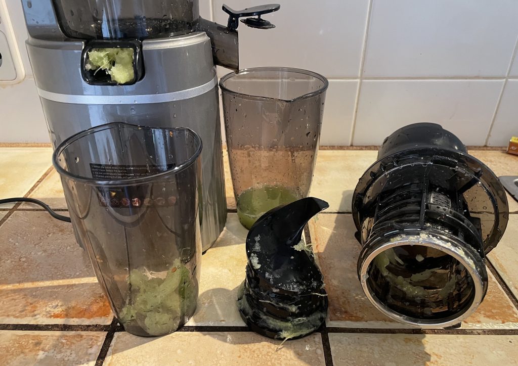 AOBOSI ‎SJ-022 Slow-Juicer nach Sellerie-Test