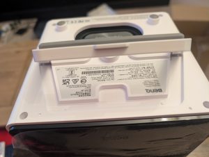 BenQ X300G Beamer Ansicht Unterseite