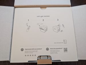 BenQ X300G Beamer Karton geöffnet