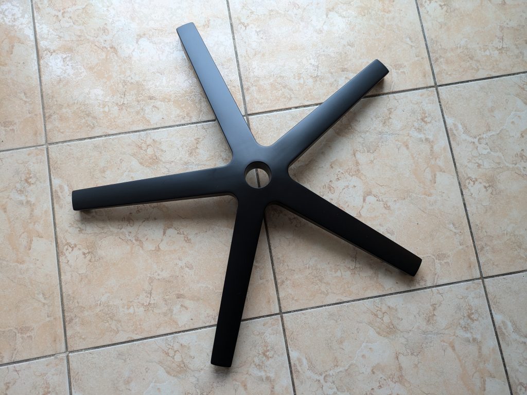Drehkreuz des Razer Iskur V2 Gaming-Stuhls