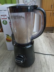 Emerio BL-12816.8 Standmixer, Vollkornweizen zerkleinern