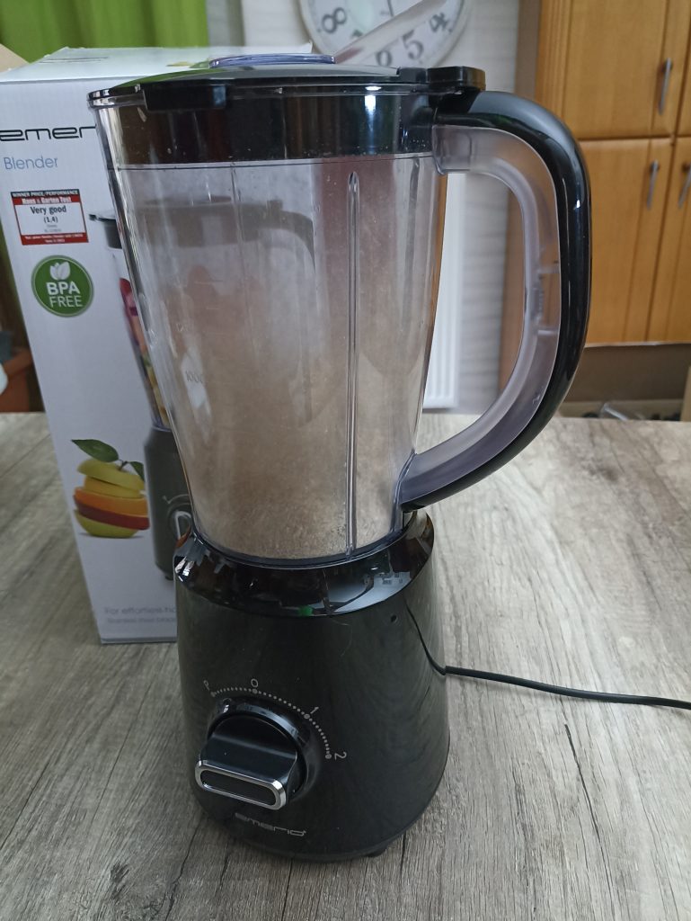 Emerio BL-12816.8 Standmixer, Vollkornweizen zerkleinern