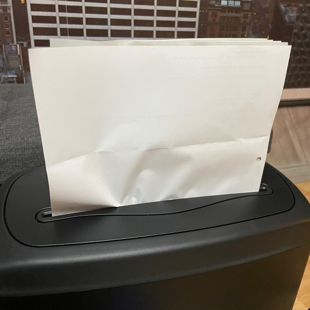 Hama X10CD Aktenvernichter Einzug