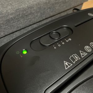 Hama X10CD Aktenvernichter Schalter