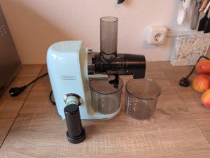 Hazel Quinn Slow Juicer zusammengebaut