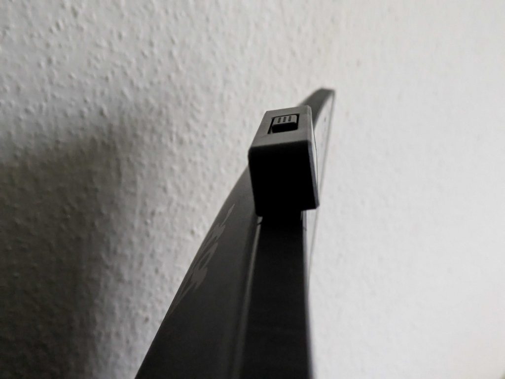 Kamera des Acer VERO CB343CURD Monitors von der Seite