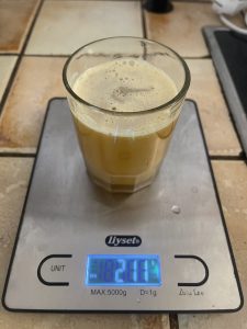 Kenwood PureJuice Pro JMP85.00SI Slow-Juicer beim zweiten Apfeltest