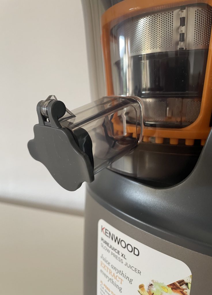 Kenwood PureJuice Pro JMP85.00SI Slow-Juicer verschlossener Tropf-Stopp
