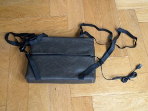 Lordosenkissen des Dowinx LS 6689 Gaming-Stuhls von hinten