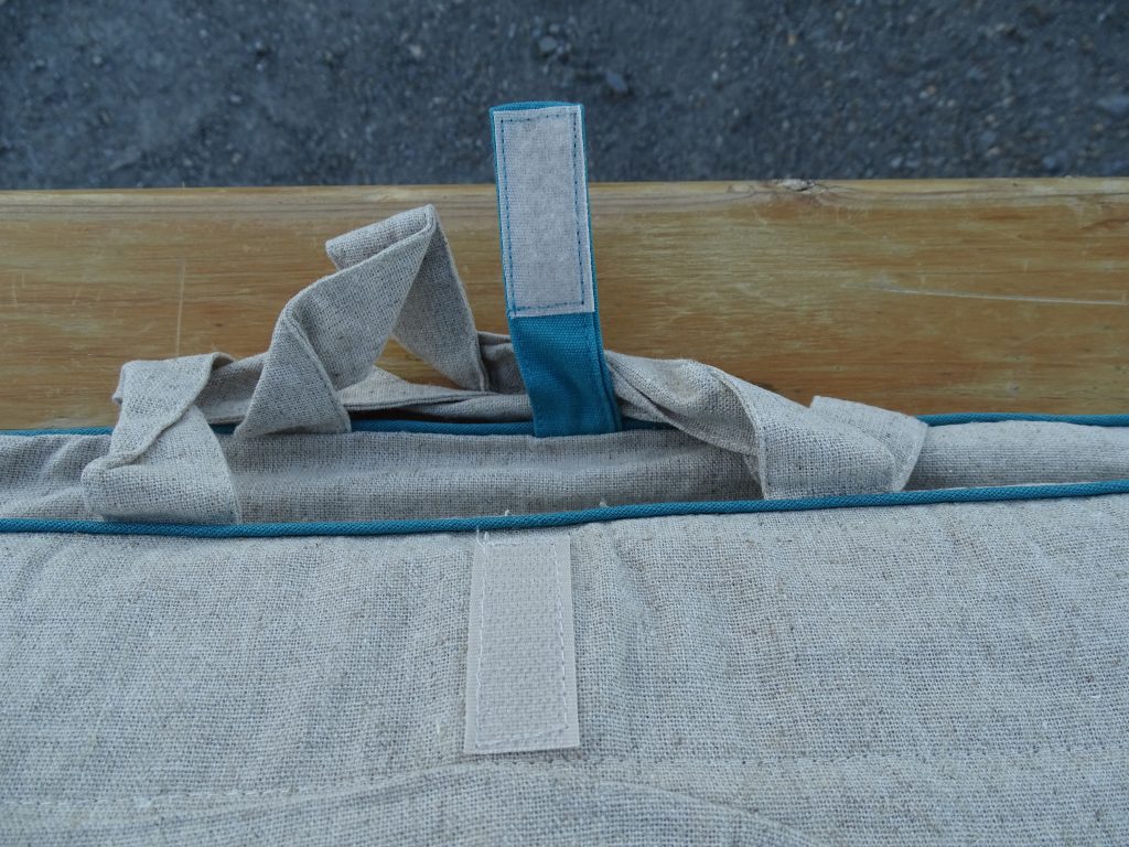 Mental-High Akupressurmatte Klettverschluss Matte Tasche geöffnet