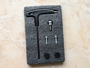 Montagematerial des Razer Iskur V2 Gaming-Stuhls