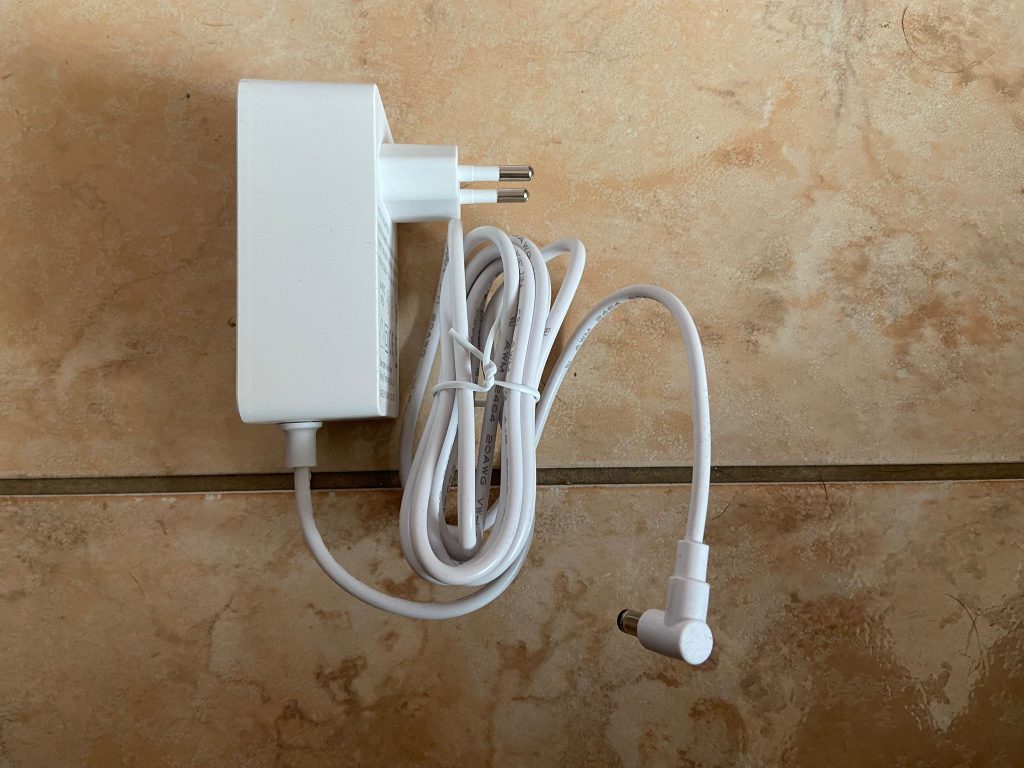 Netzstecker des Meaco Armin 680 Luftbefeuchters