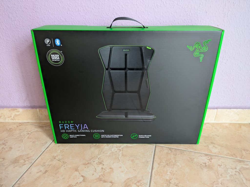 Verpackung des Razer Freyja Gaming-Sitz-Kissens