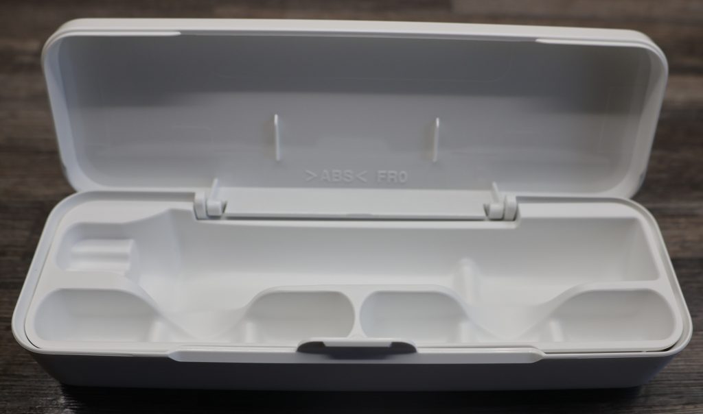 Panasonic EW-DL83 Schallzahnbürste Reiseetui geöffnet