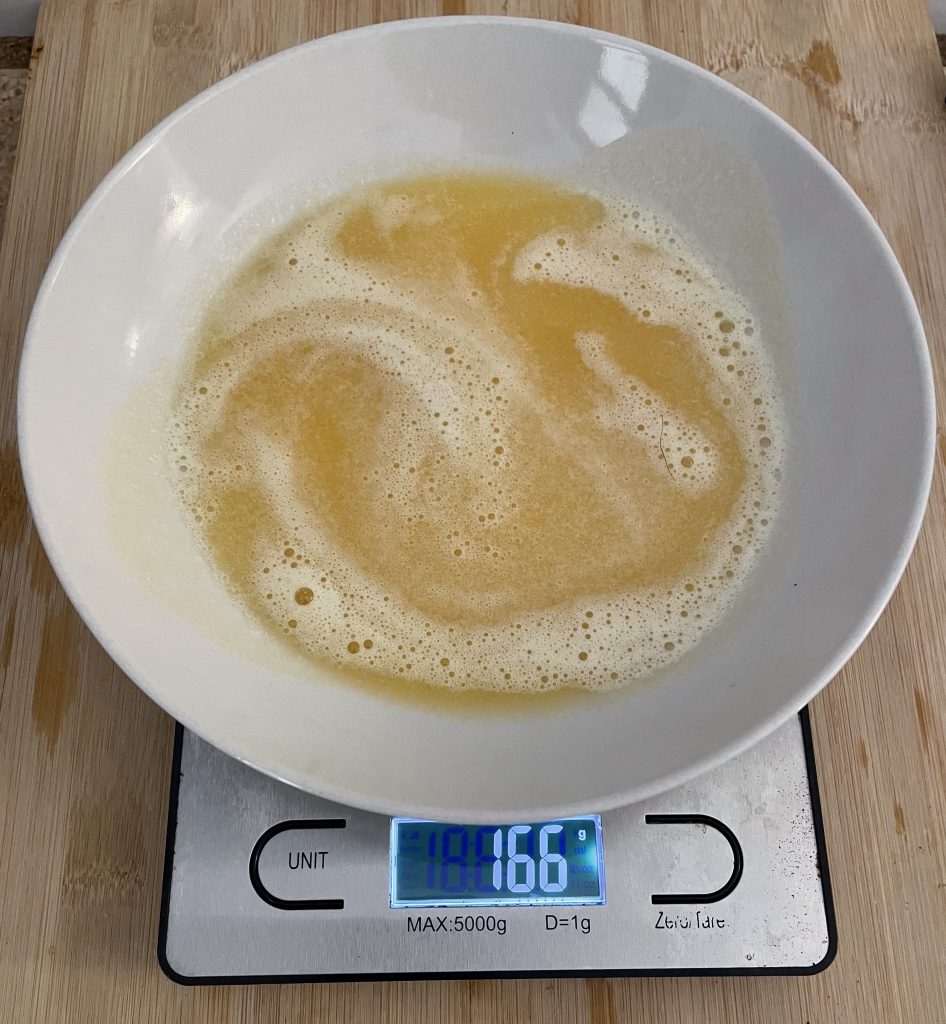 Panasonic MJ-L700KXE Slow-Juicer Saftausbeute 300 Gramm Äpfel