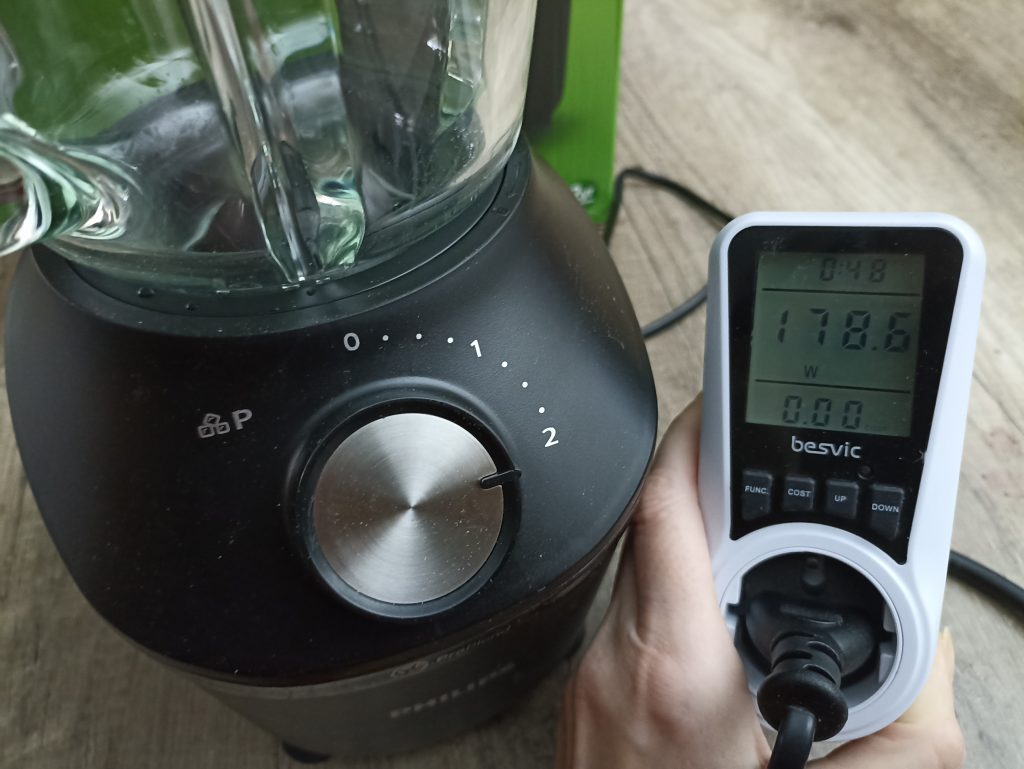 Philips 3000 Series HR229141 Standmixer, Messen der Leistung in Watt