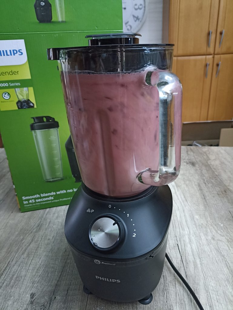 Philips 3000 Series HR229141 Standmixer, Smoothie zubereiten im großen Behälter
