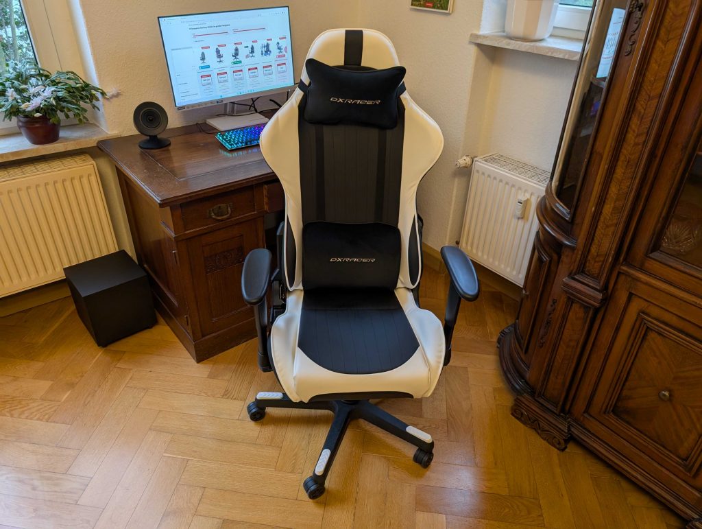 Robas Lund DX Racer 6 OHFD32NW Gaming Stuhl Titelbild