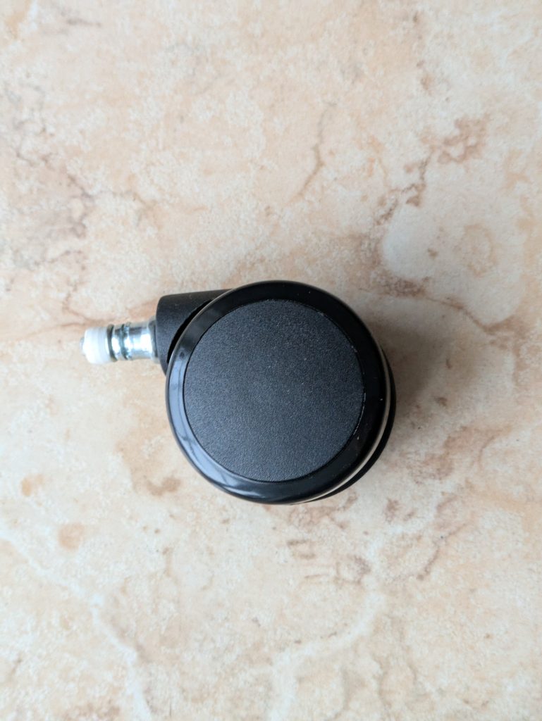 Rolle des Razer Iskur V2 Gaming-Stuhls (2)